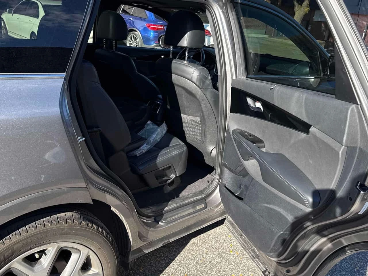 Kia Sorento * AWD * CARFAX * ����� �� ����������� *  | Mobile.bg � ����������� 14