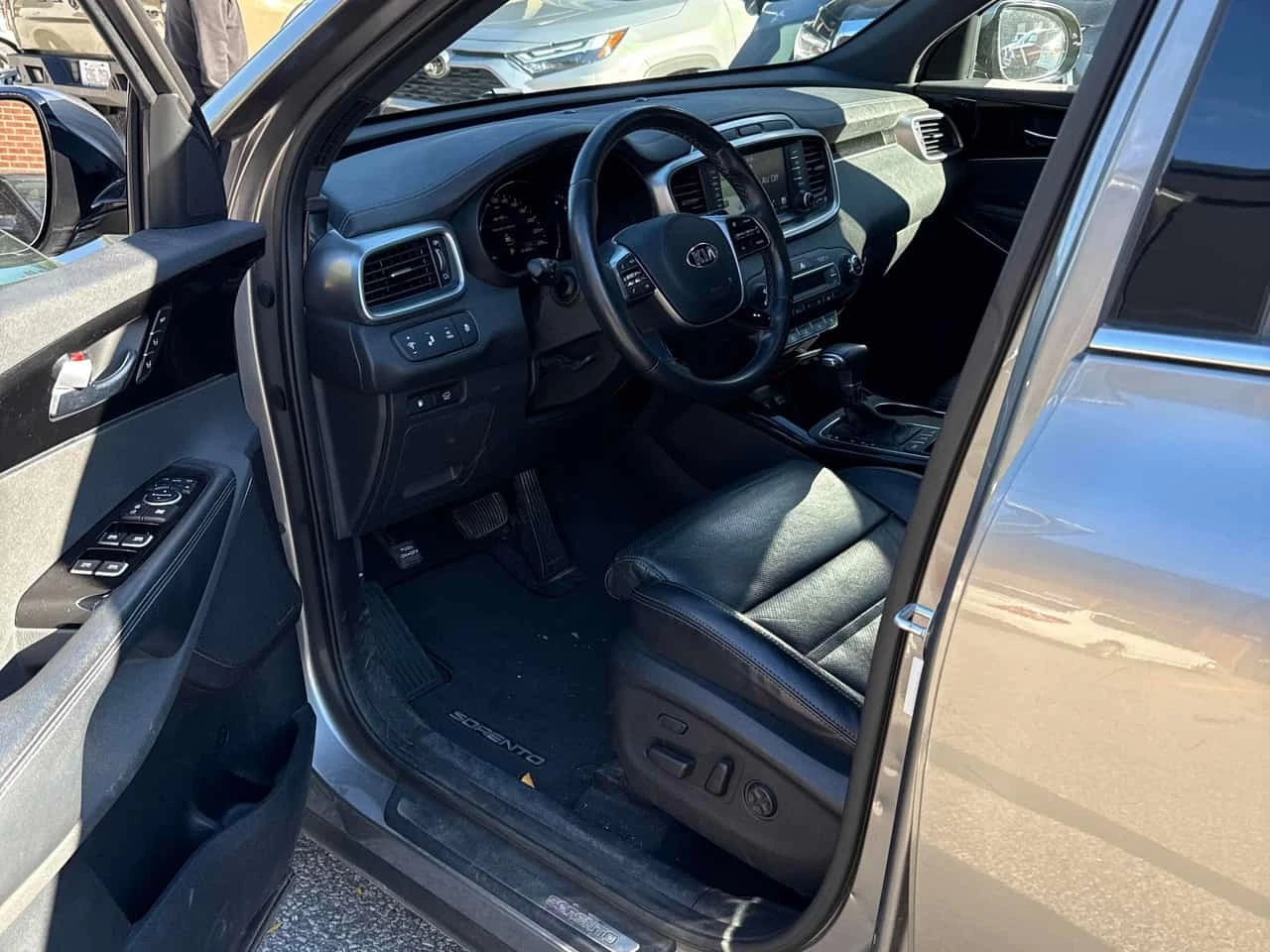 Kia Sorento * AWD * CARFAX * ����� �� ����������� *  | Mobile.bg � ����������� 5