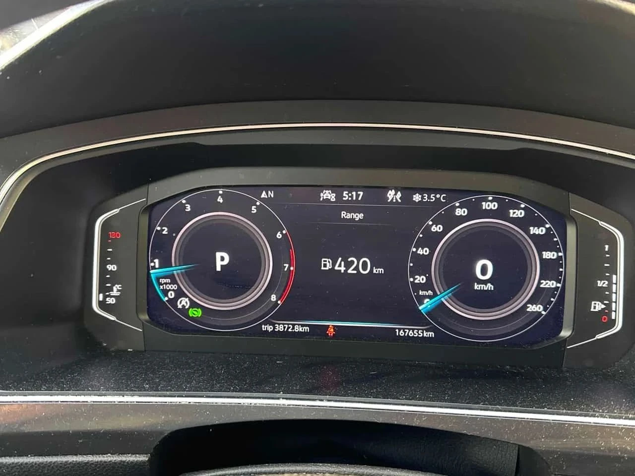 VW Tiguan, снимка 8 - Автомобили и джипове - 56689270