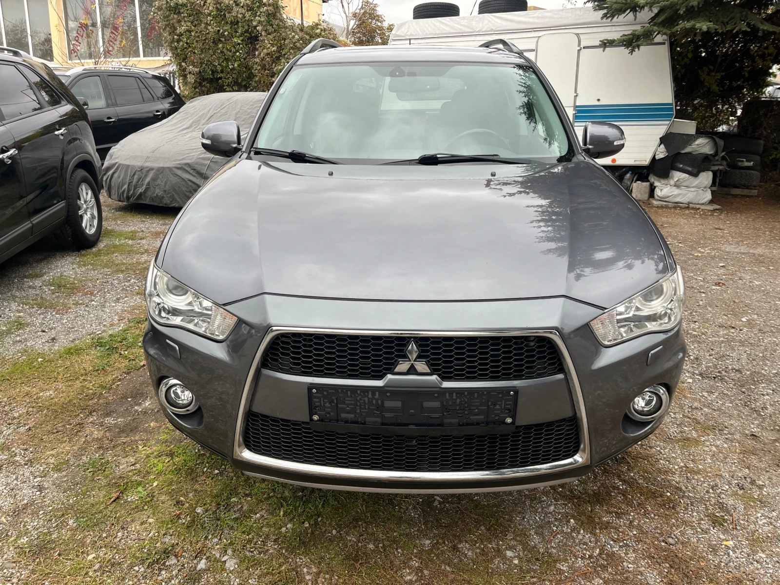 Mitsubishi Outlander 2.4 фейслифт 4х4, снимка 3 - Автомобили и джипове - 56738045