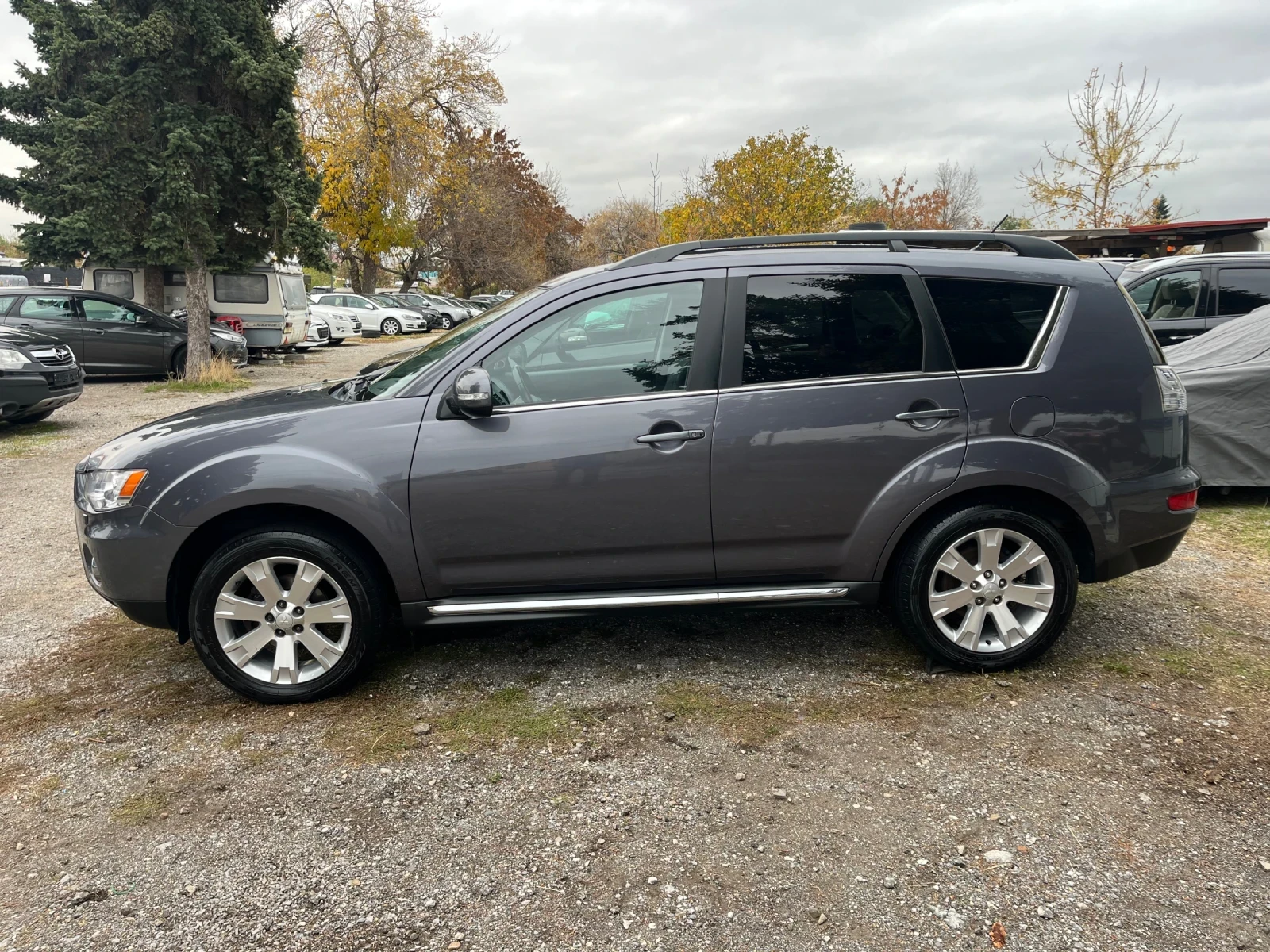 Mitsubishi Outlander 2.4 фейслифт 4х4, снимка 4 - Автомобили и джипове - 56738045