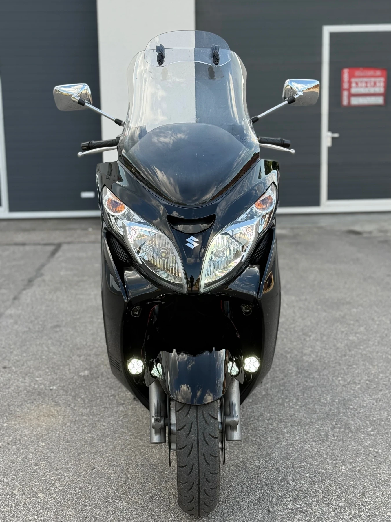 Suzuki Burgman AN 400i - изображение 2