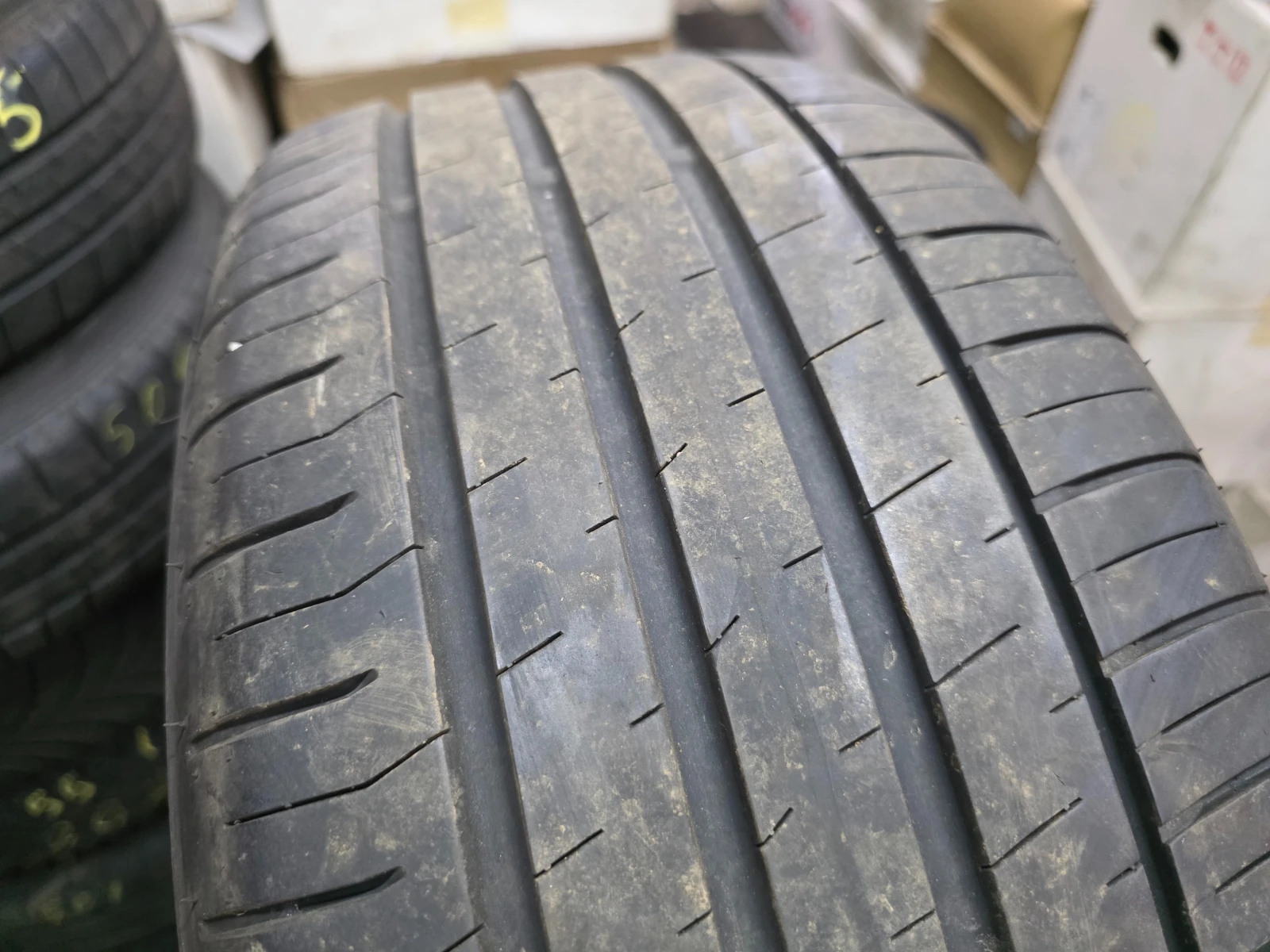 Гуми Летни 225/55R16, снимка 9 - Гуми и джанти - 55477736
