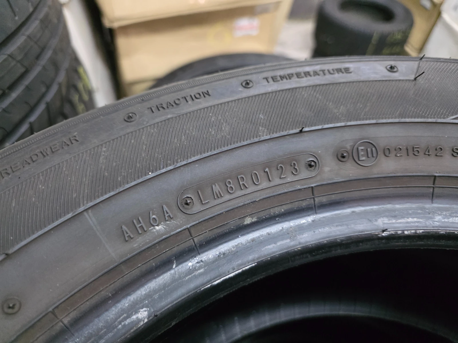 Гуми Летни 225/55R16, снимка 7 - Гуми и джанти - 55477736