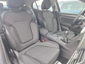 Renault Megane Hatch 1.3TCe 140к.с., снимка 15