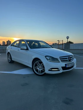 Mercedes-Benz C 200 БЕНЗИН // АВТОМАТИК // СЕРВИЗНА ИСТОРИЯ // 7G+ , снимка 1