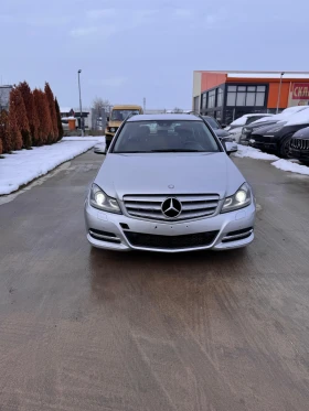 Mercedes-Benz C 220 Автоматик 2.2 Дизел Фейслифт, снимка 2