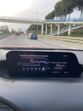 Mazda 3 3 - 13999 € / 27379.66 лв. - 22249622 11