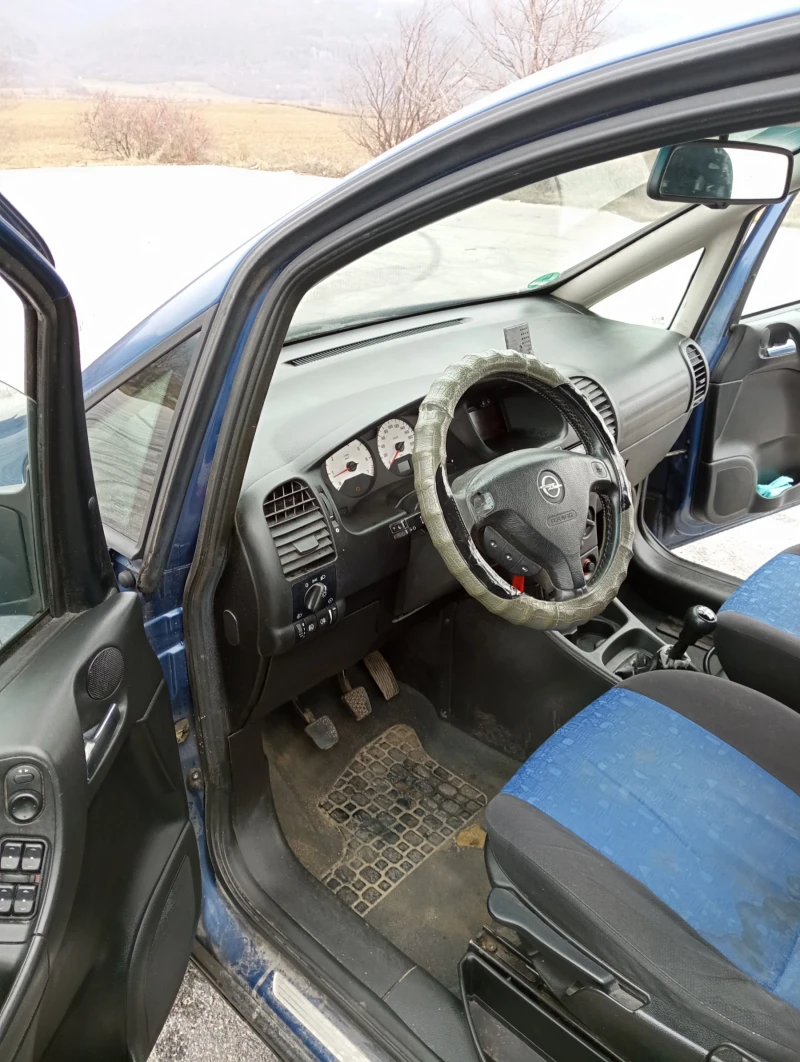 Opel Zafira, снимка 4 - Автомобили и джипове - 48347790