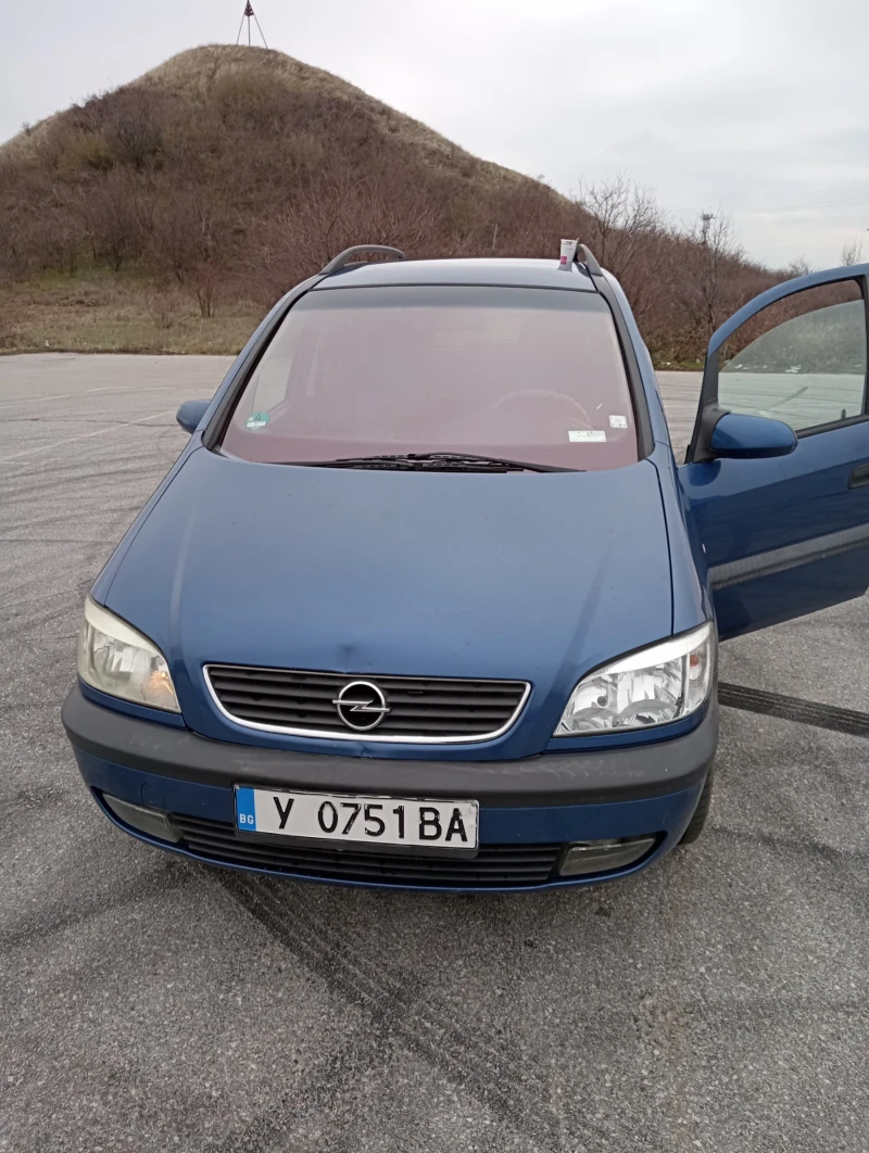 Opel Zafira, снимка 1 - Автомобили и джипове - 48347790