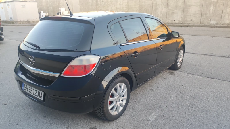 Opel Astra, снимка 12 - Автомобили и джипове - 48928288