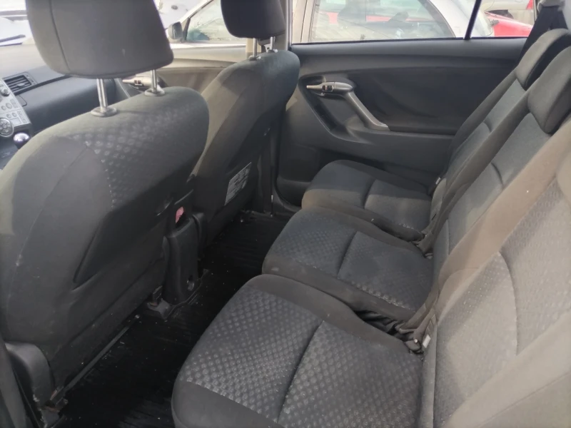 Toyota Verso, снимка 3 - Автомобили и джипове - 48930518