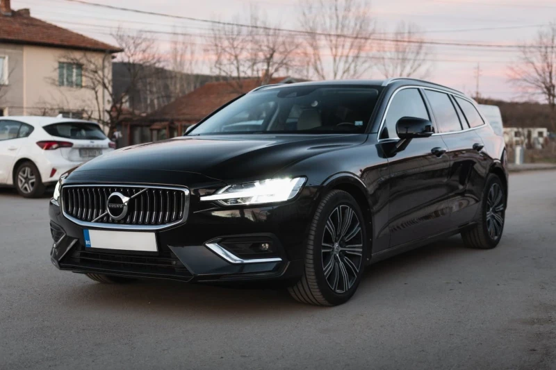 Volvo V60, снимка 7 - Автомобили и джипове - 52260518