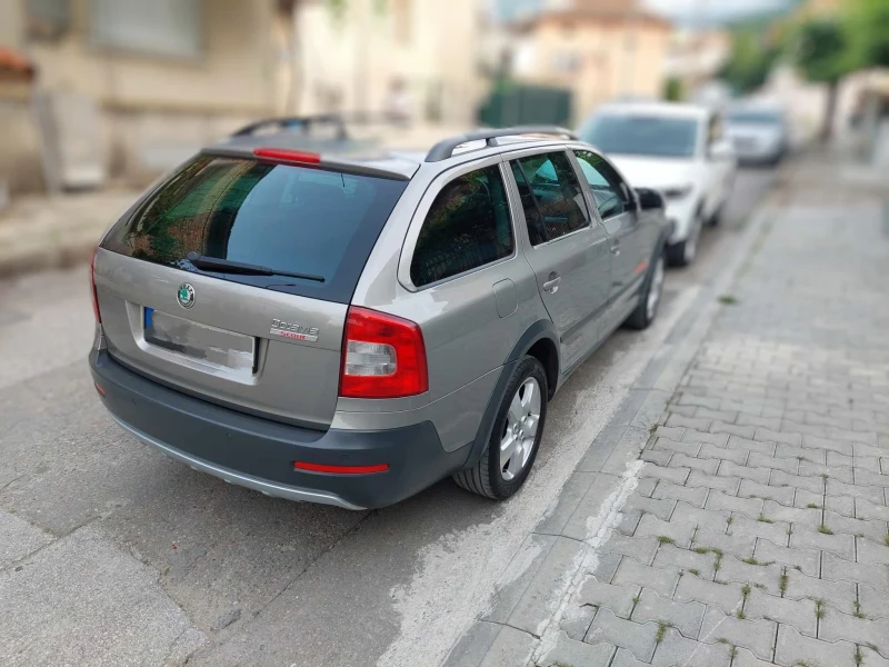 Skoda Octavia Scout, снимка 4 - Автомобили и джипове - 52386101