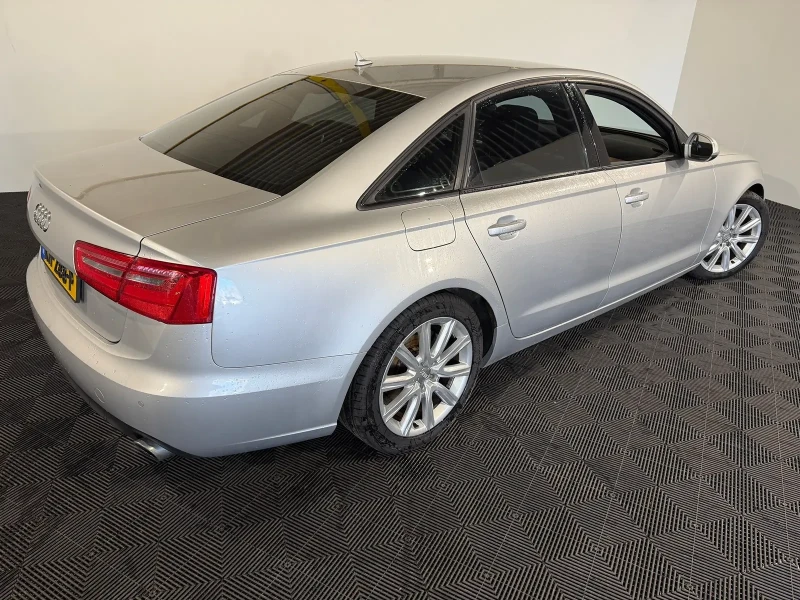 Audi A6 3.0FSI Quattro , снимка 13 - Автомобили и джипове - 51512524