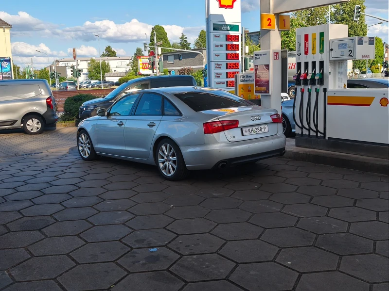 Audi A6 3.0FSI Quattro , снимка 8 - Автомобили и джипове - 51512524