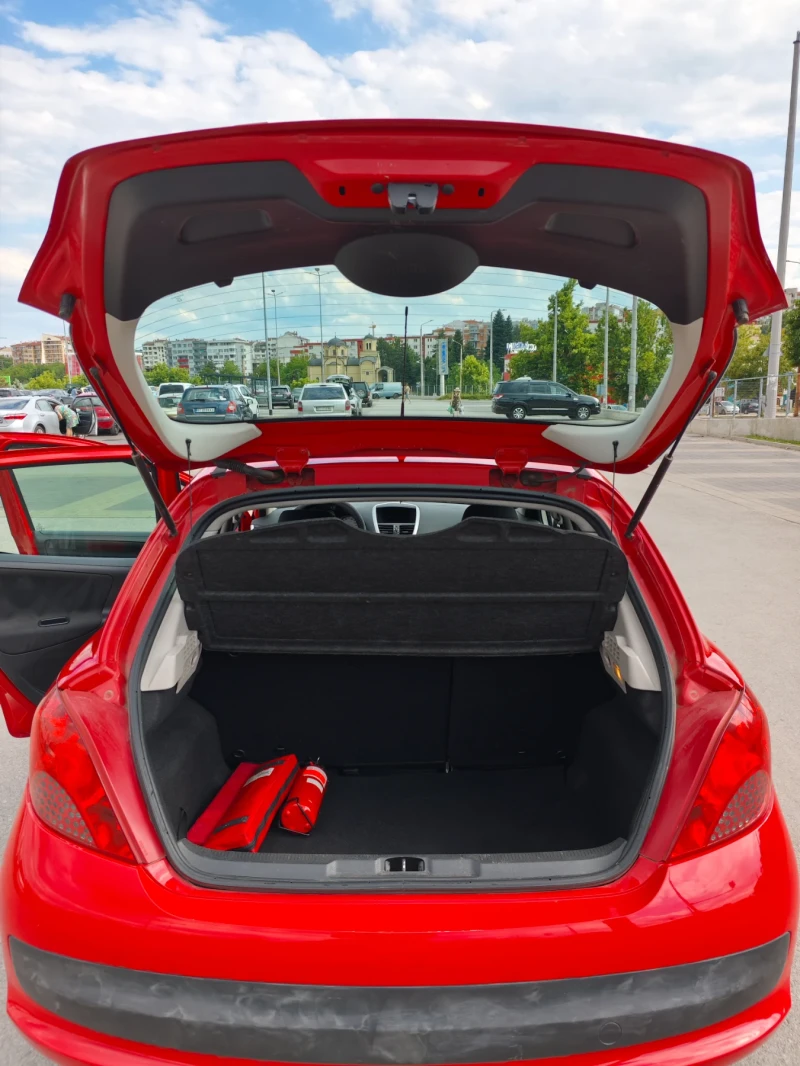 Peugeot 207 1.4i, снимка 11 - Автомобили и джипове - 51605049