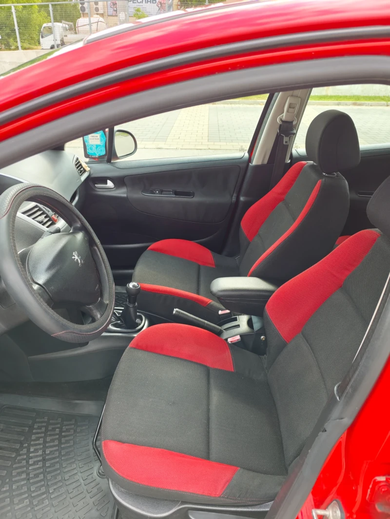 Peugeot 207 1.4i, снимка 9 - Автомобили и джипове - 51605049
