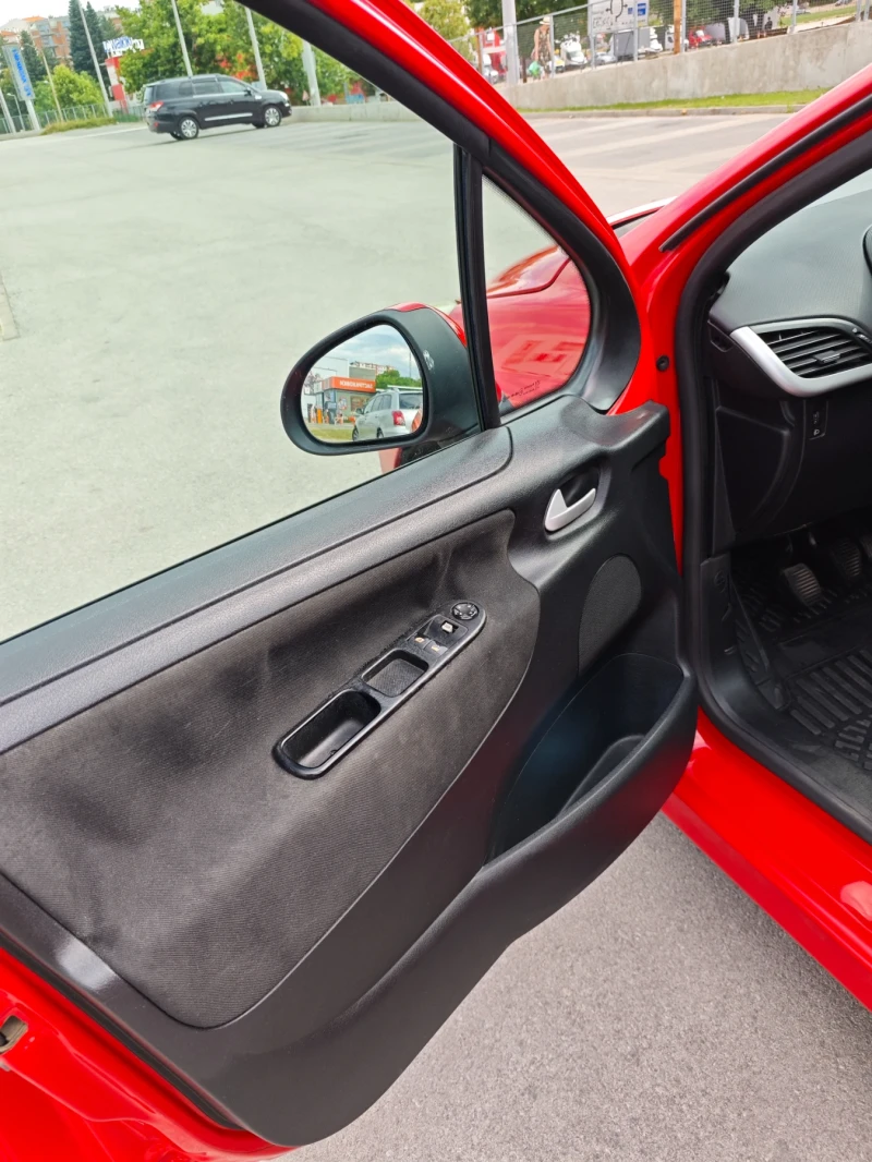 Peugeot 207 1.4i, снимка 12 - Автомобили и джипове - 51605049