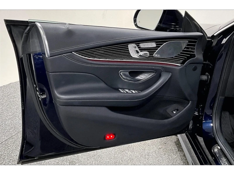 Mercedes-Benz CLS 450 4M* AMG-pk* Designo* HUD* Distr* Burmester* 360* , снимка 7 - Автомобили и джипове - 52324435