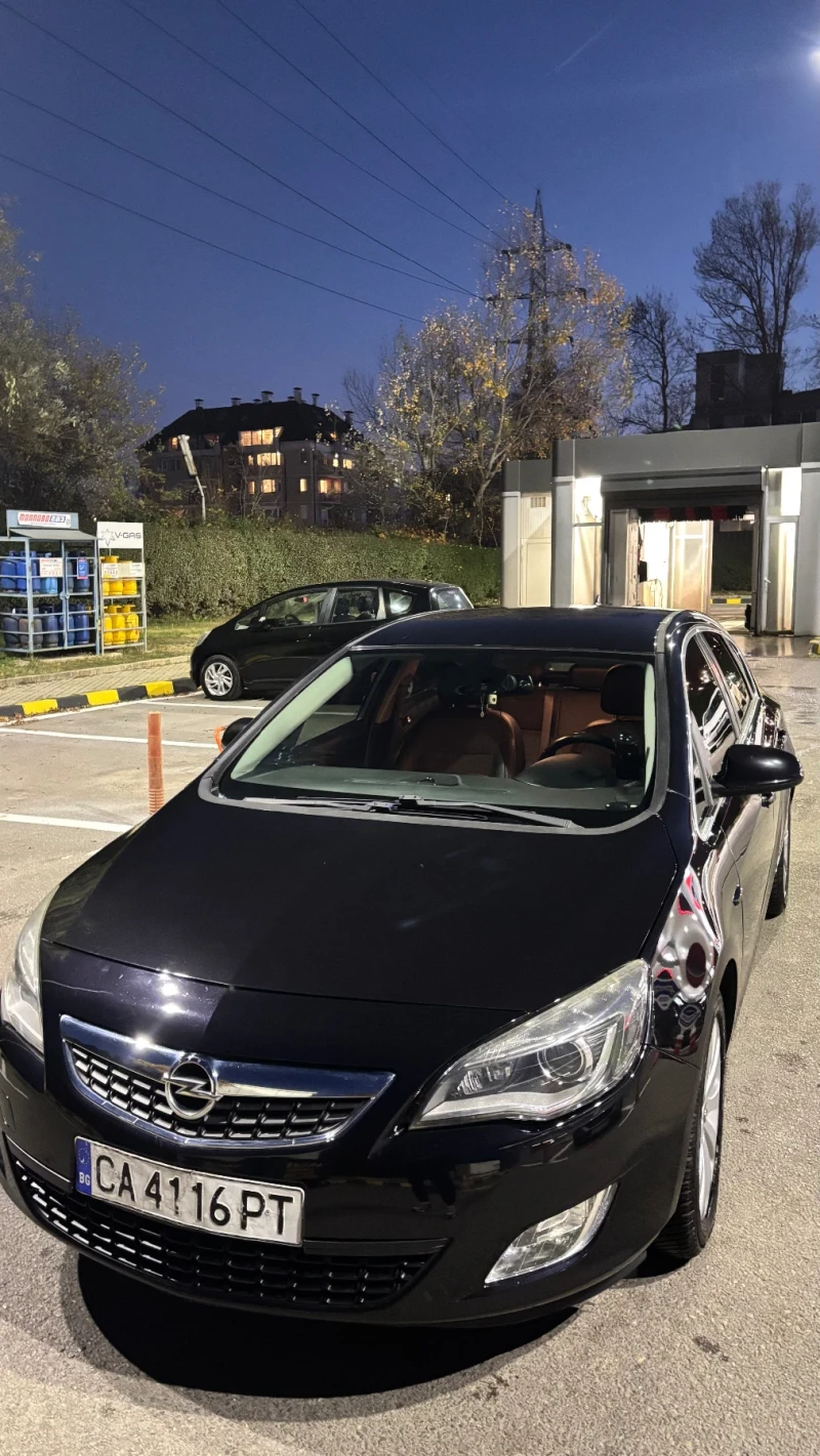 Opel Astra, снимка 3 - Автомобили и джипове - 52416597