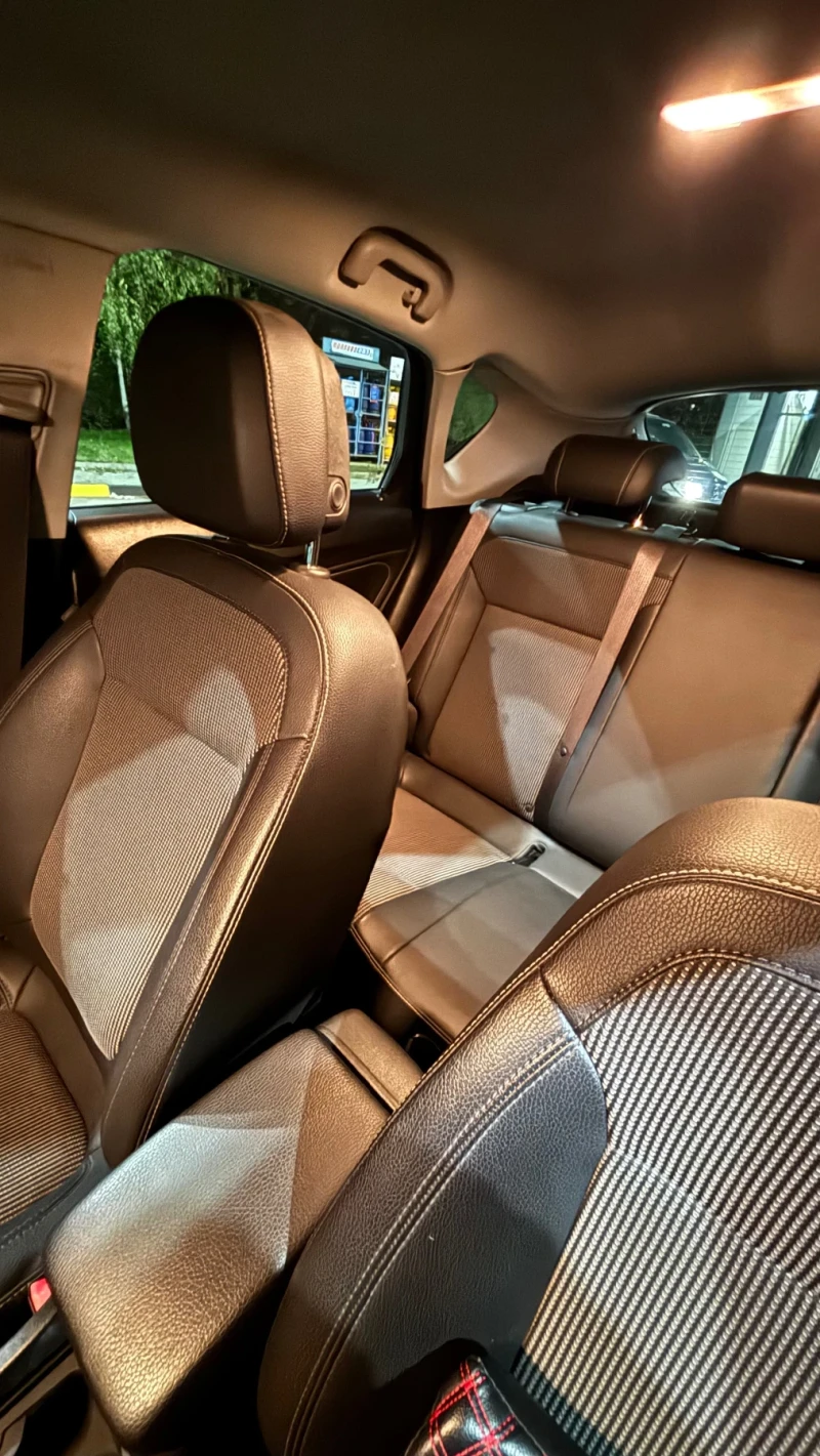 Opel Astra, снимка 10 - Автомобили и джипове - 52416597