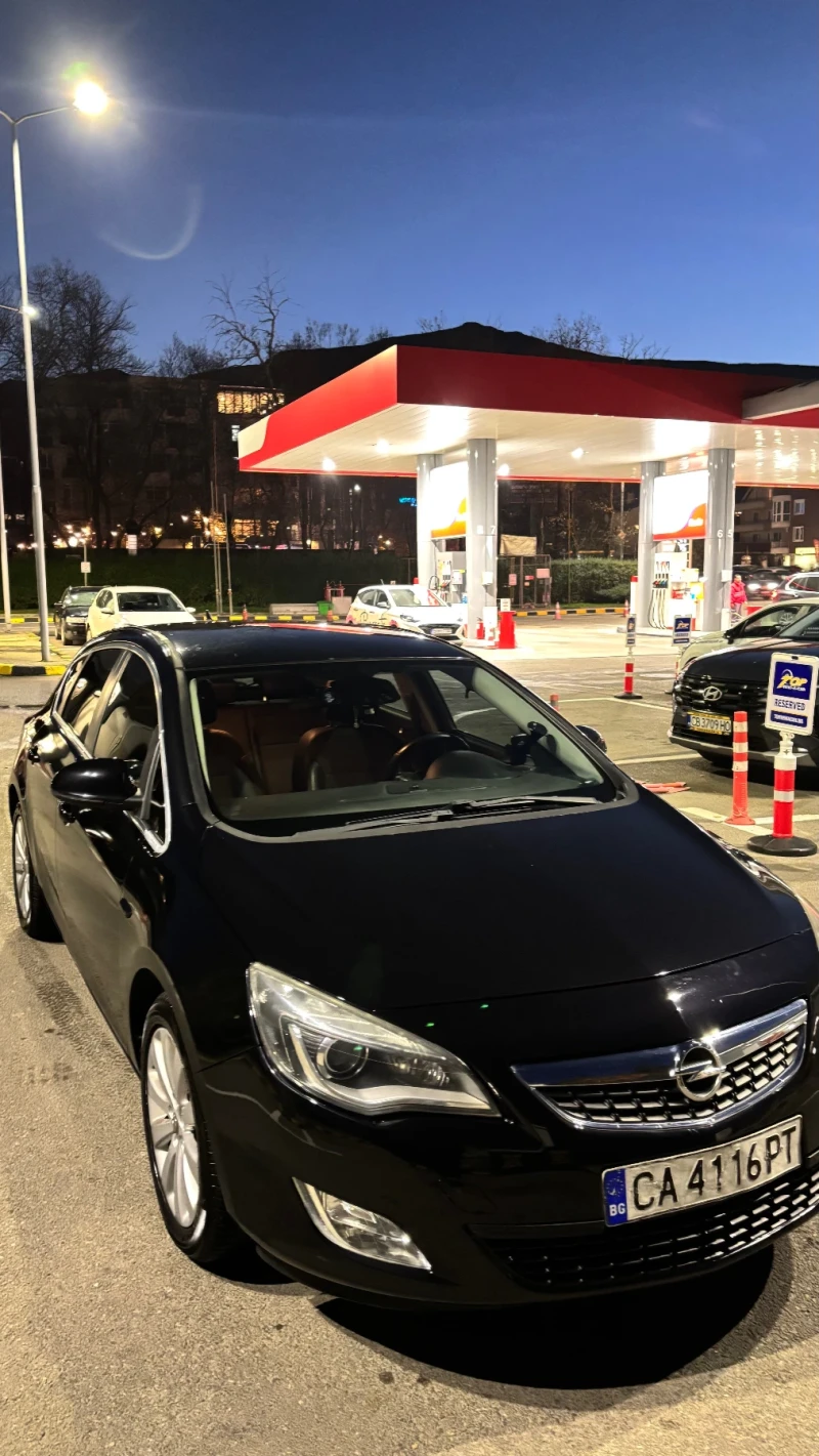 Opel Astra, снимка 4 - Автомобили и джипове - 52416597