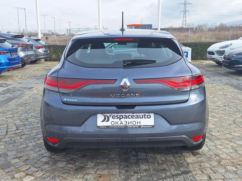 Renault Megane Hatch 1.3TCe 140к.с., снимка 5 - Автомобили и джипове - 53286312
