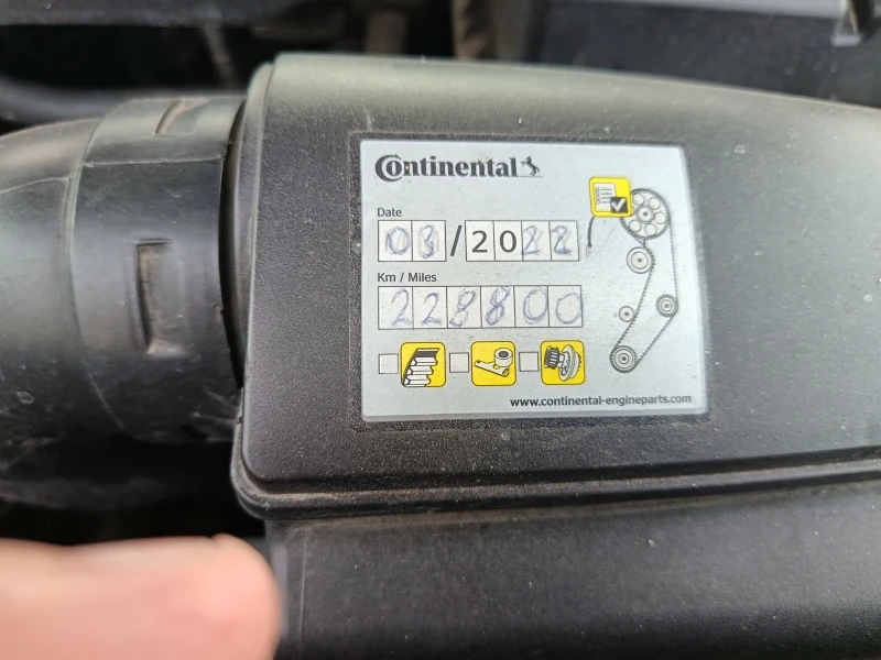 VW Passat 2.0TDI, снимка 15 - Автомобили и джипове - 53540648