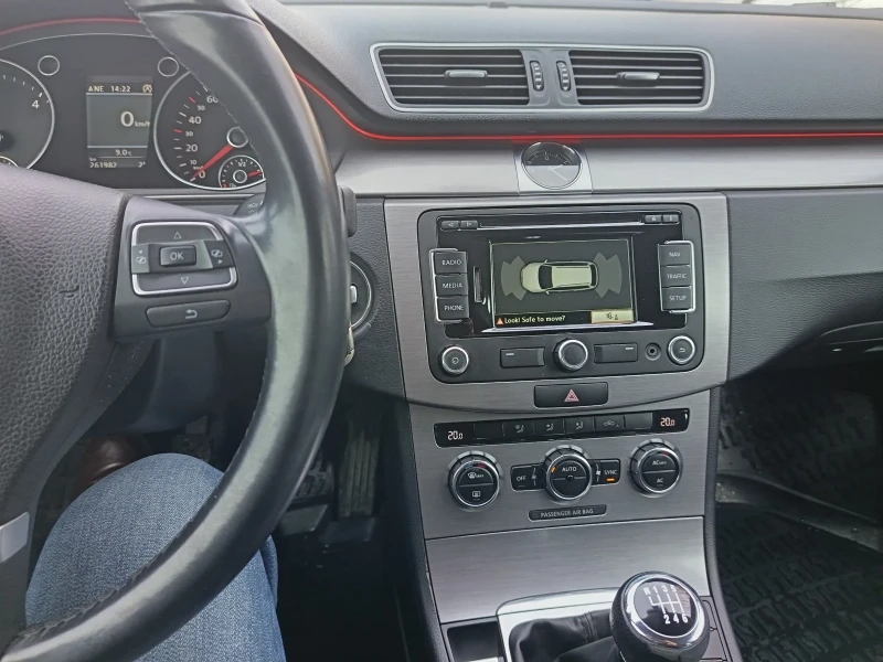VW Passat 2.0TDI, снимка 10 - Автомобили и джипове - 53540648
