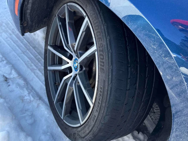 BMW 330 e xDrive/CARFAX/HUD/ШИБИДАХ, снимка 6 - Автомобили и джипове - 53599611