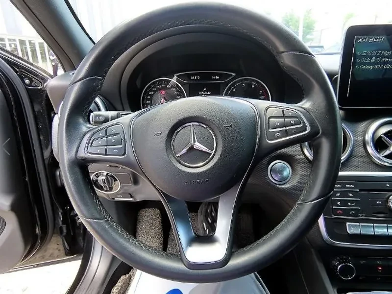Mercedes-Benz A 200 1.6 TOP, снимка 8 - Автомобили и джипове - 55718605