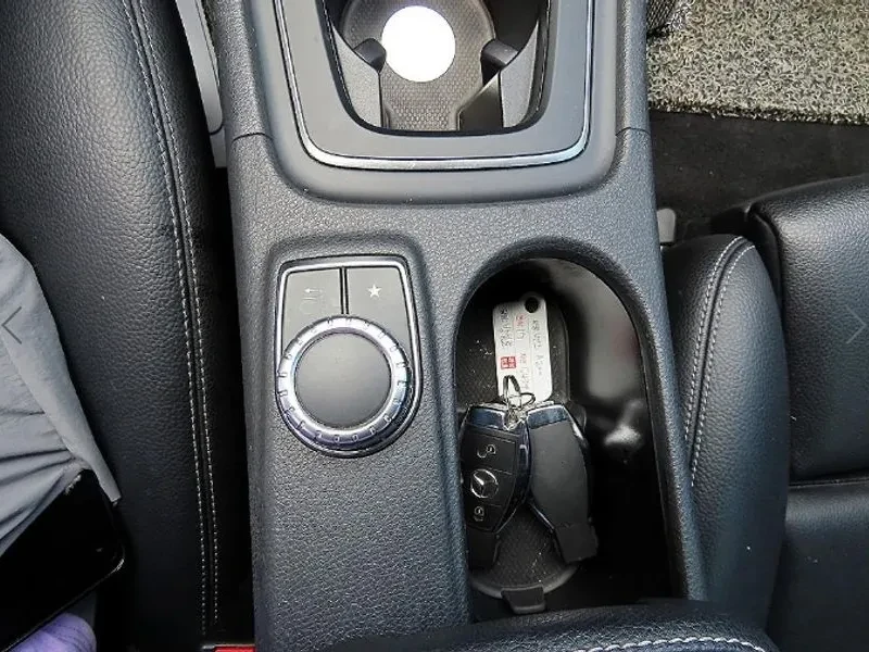 Mercedes-Benz A 200 1.6 TOP, снимка 12 - Автомобили и джипове - 55718605