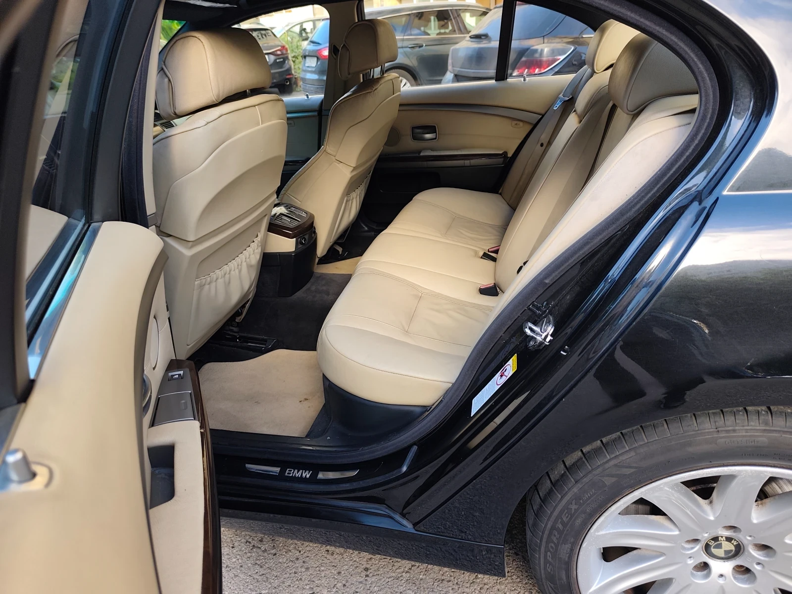 BMW 730 3.0D Facelift! /FULL !ТОП!!, снимка 13 - Автомобили и джипове - 54588661
