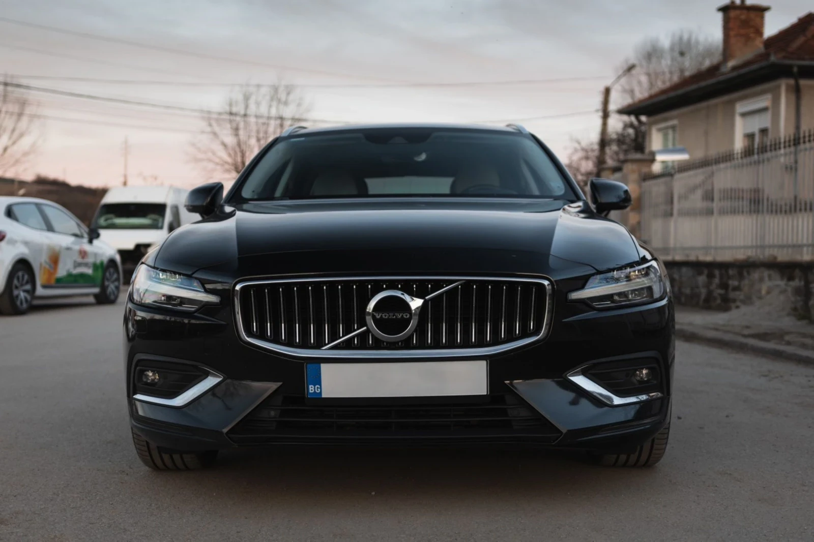 Volvo V60  - изображение 2