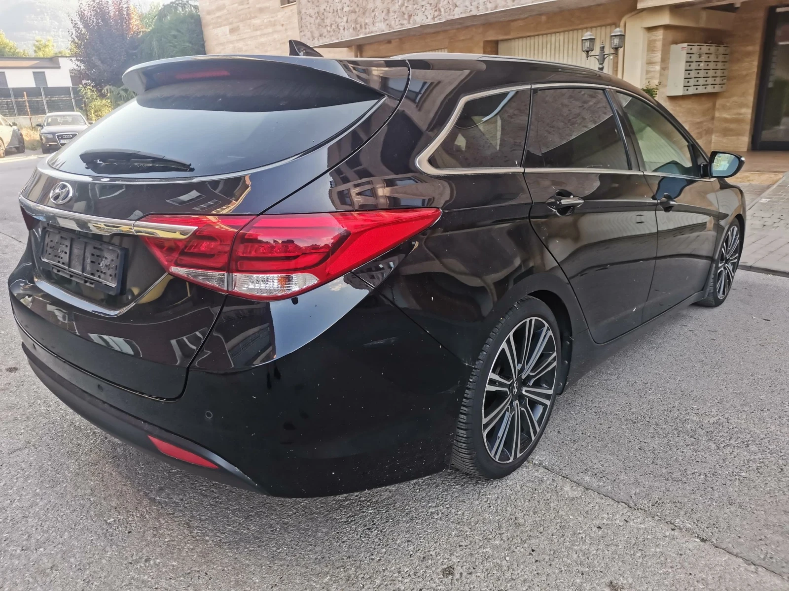 Hyundai I40 1.7Premium Swiss - изображение 7