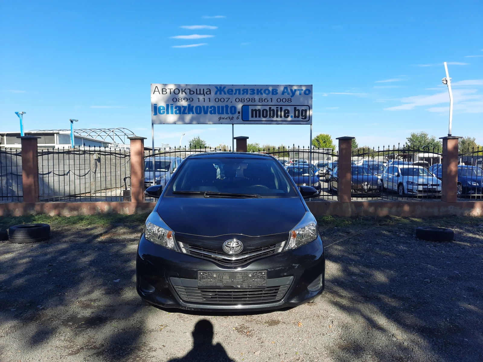 Toyota Yaris 1.0 vvti - изображение 2