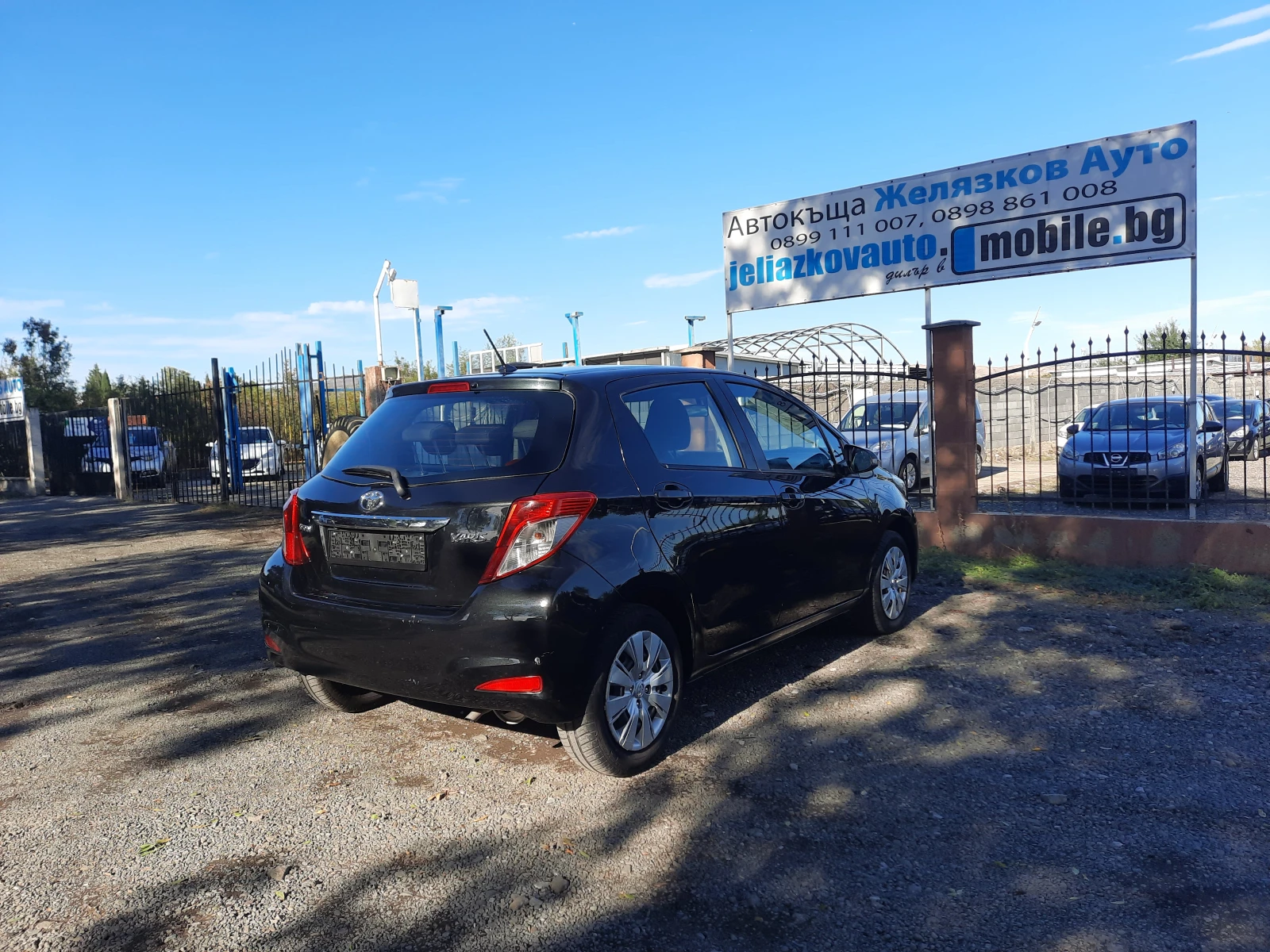 Toyota Yaris 1.0 vvti - изображение 4