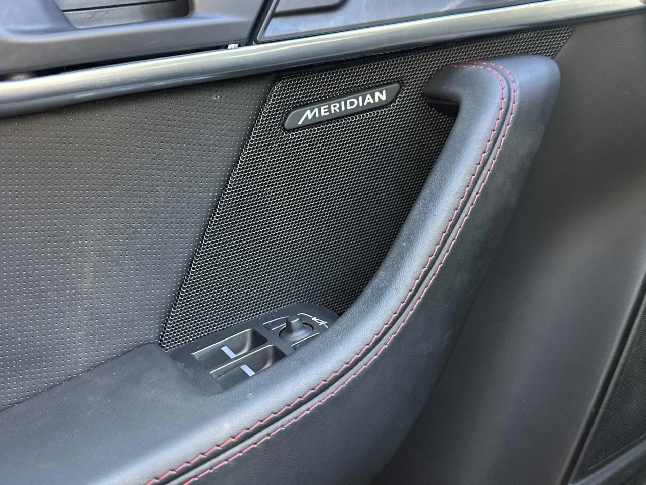 Jaguar F-Type *  *    * CARFAX *  | Mobile.bg   11