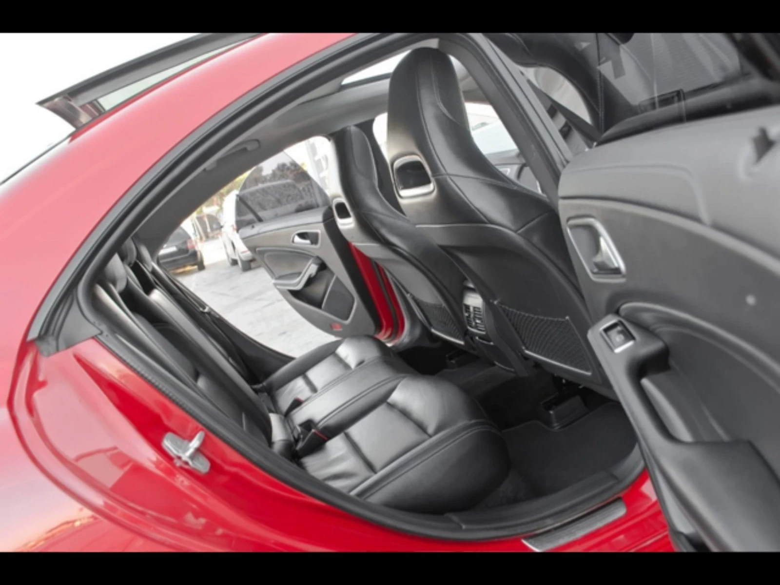 Mercedes-Benz CLA 220  - изображение 5