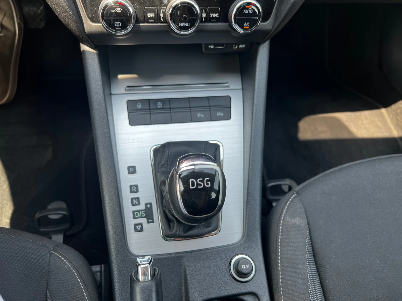 Skoda Octavia 1.6TDI* * * CarPlay* Face | Mobile.bg   8