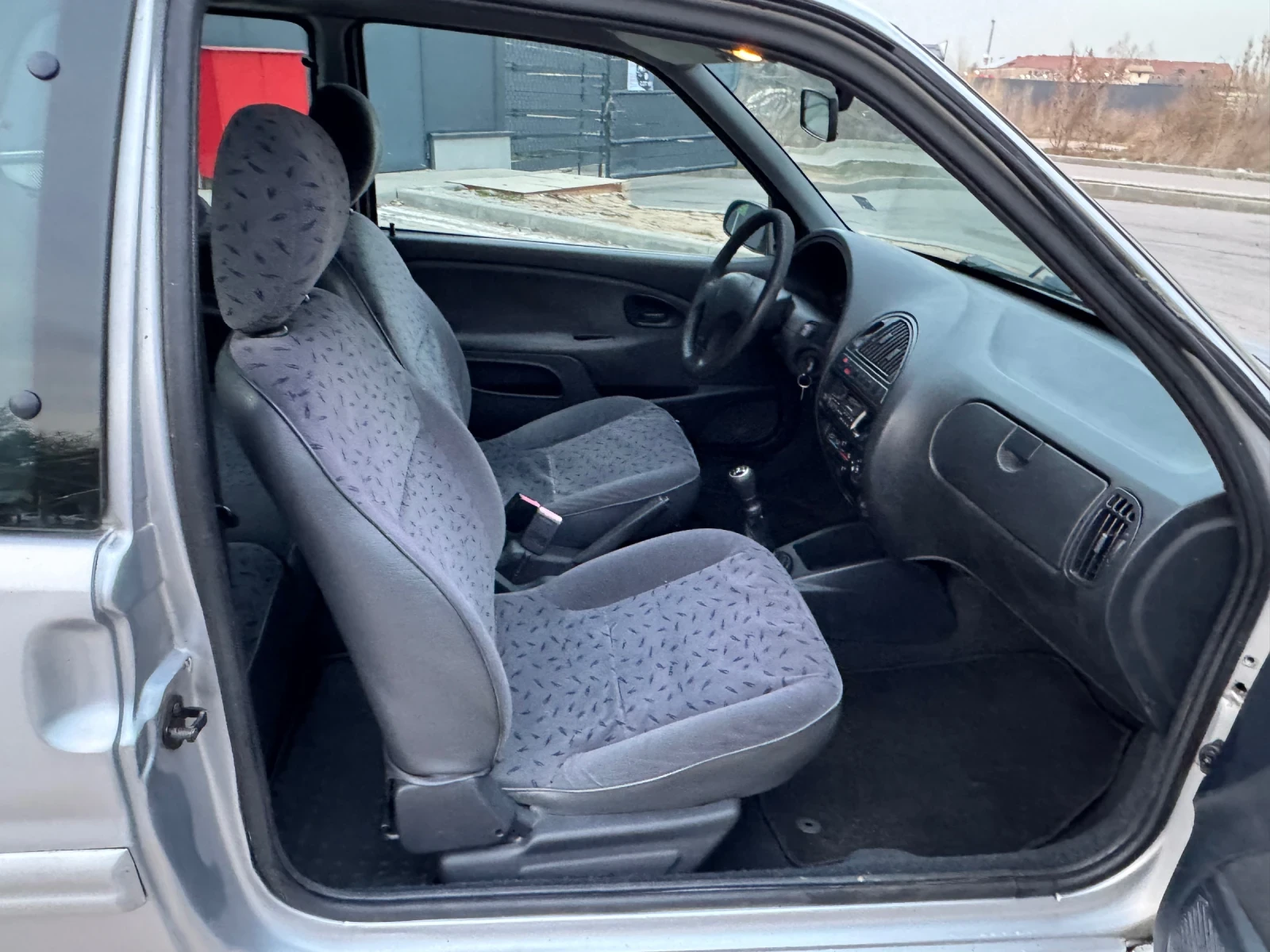 Citroen Saxo  - изображение 10