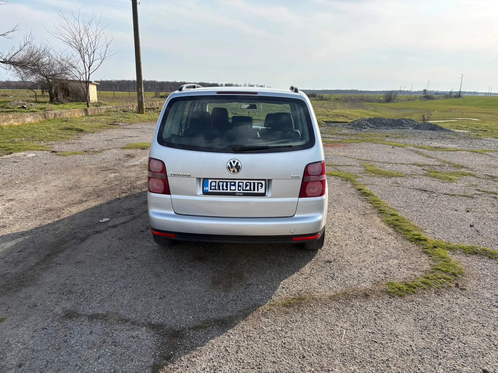 VW Touran 1.9 105к.с., снимка 2 - Автомобили и джипове - 53721417