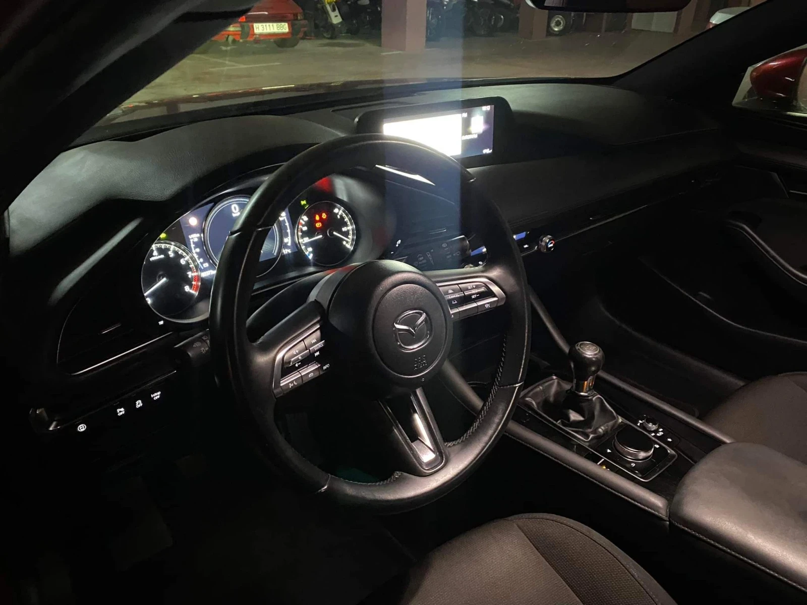 Mazda 3 3, снимка 9 - Автомобили и джипове - 54283246