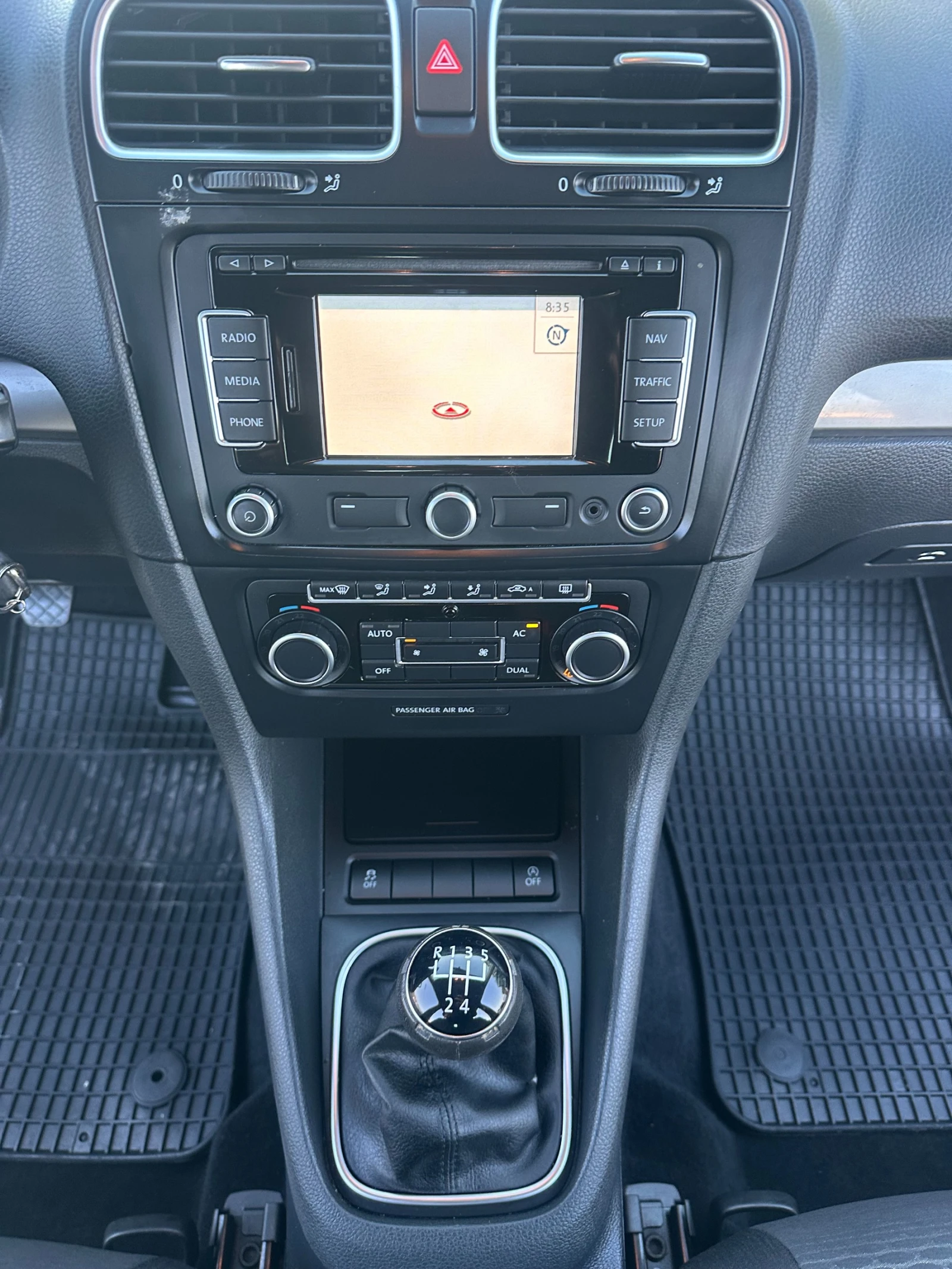 VW Golf 1.6TDI 105kc EVRO5 | Mobile.bg � ����������� 12