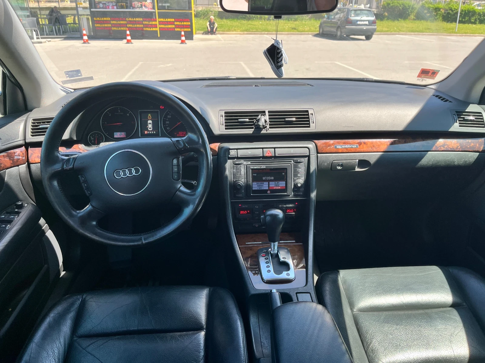 Audi A4 2.5tdi /180 к.с./ QUATTRO / AUTOMAT, снимка 10 - Автомобили и джипове - 54351008