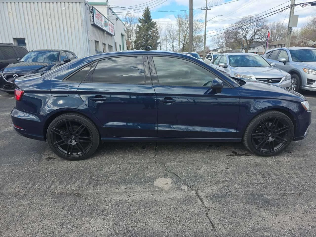 Audi A3 * Komfort * CARFAX * БЕЗ ПЪРВОНАЧАЛНА ВНОСКА, снимка 3 - Автомобили и джипове - 54480241