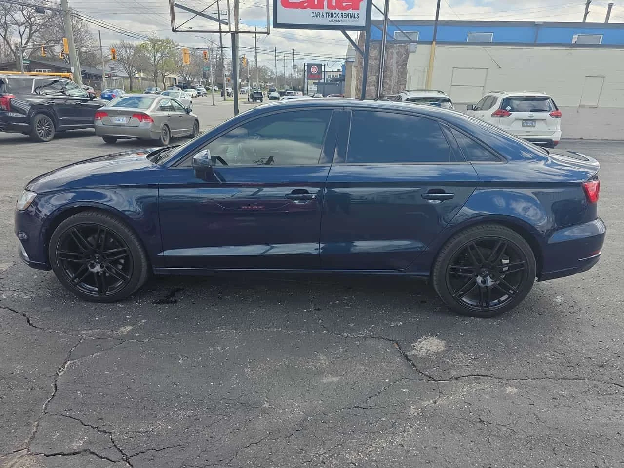Audi A3 * Komfort * CARFAX * БЕЗ ПЪРВОНАЧАЛНА ВНОСКА, снимка 2 - Автомобили и джипове - 54480241