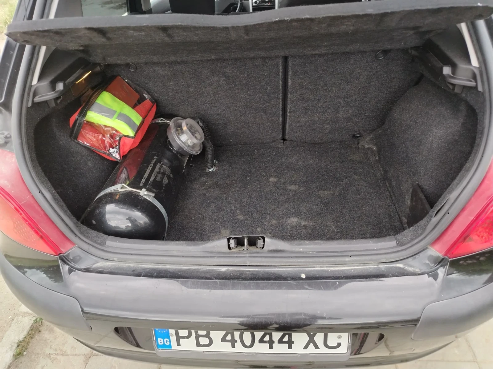 Peugeot 307 1.4i газ/бензин, снимка 12 - Автомобили и джипове - 54609963
