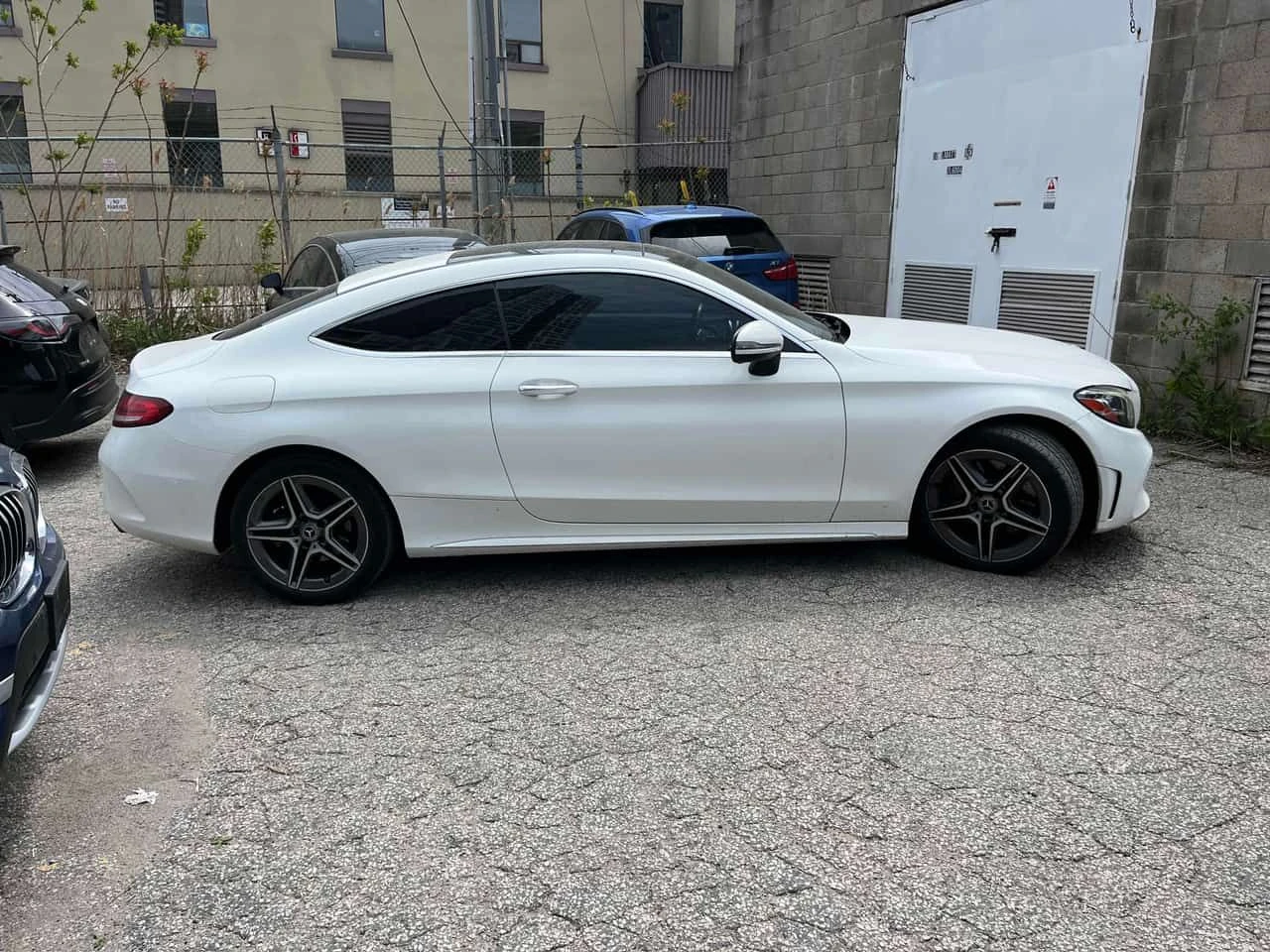 Mercedes-Benz C 300 4MATIC COUPE/ПАНОРАМА/ОТ MERCEDES, снимка 5 - Автомобили и джипове - 54647308